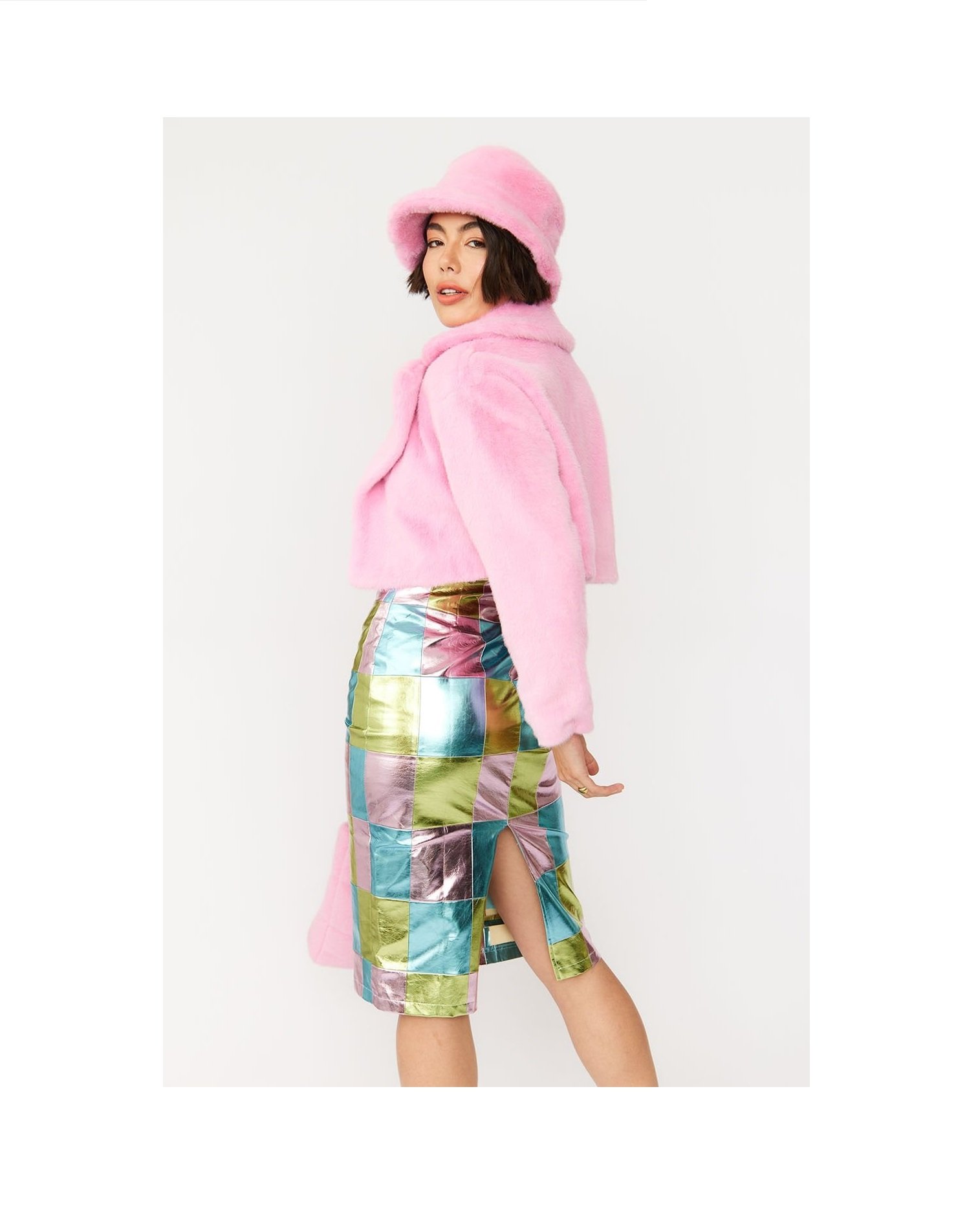 jayley-pink-faux-fur-cropped-jacket-p13136-89036_image.jpg